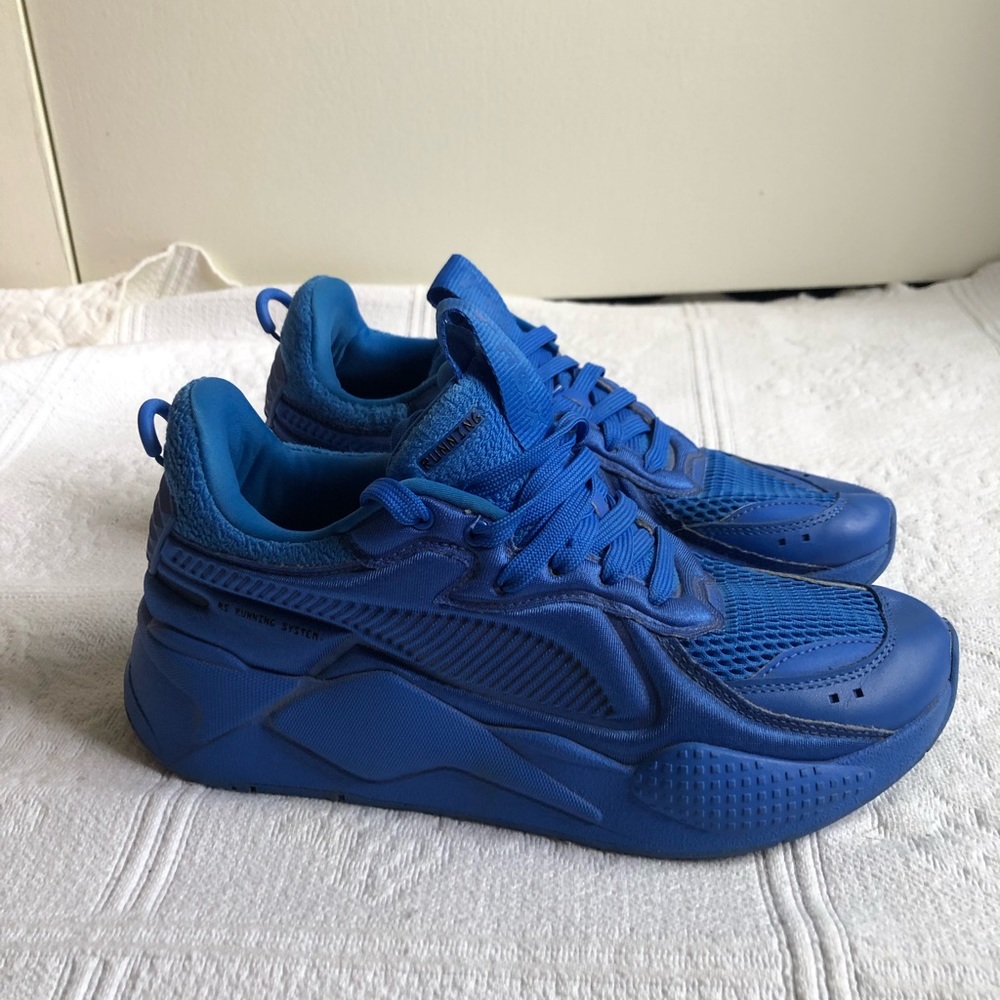 Puma sneakers